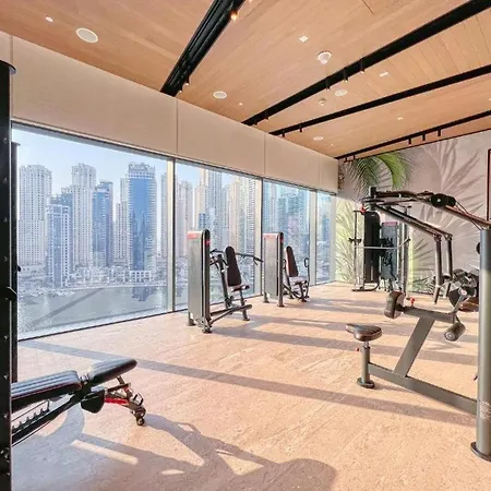 Luxurious 2Br Apt With Panoramic Marina View Dubai Exterior photo