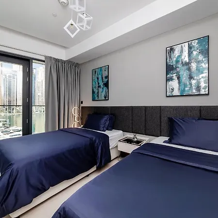Luxurious 2Br Apt With Panoramic Marina View Dubai Exterior photo